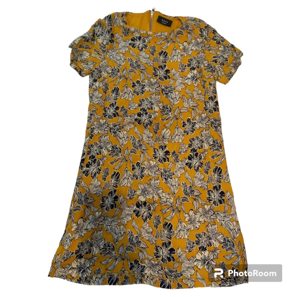 Vici mustard yellow floral print navy white mini T shirt dress